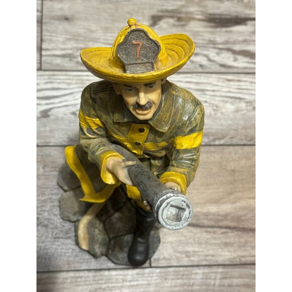 Vintage Firefighter Figurine Holding Hose - Picture 3 of 6